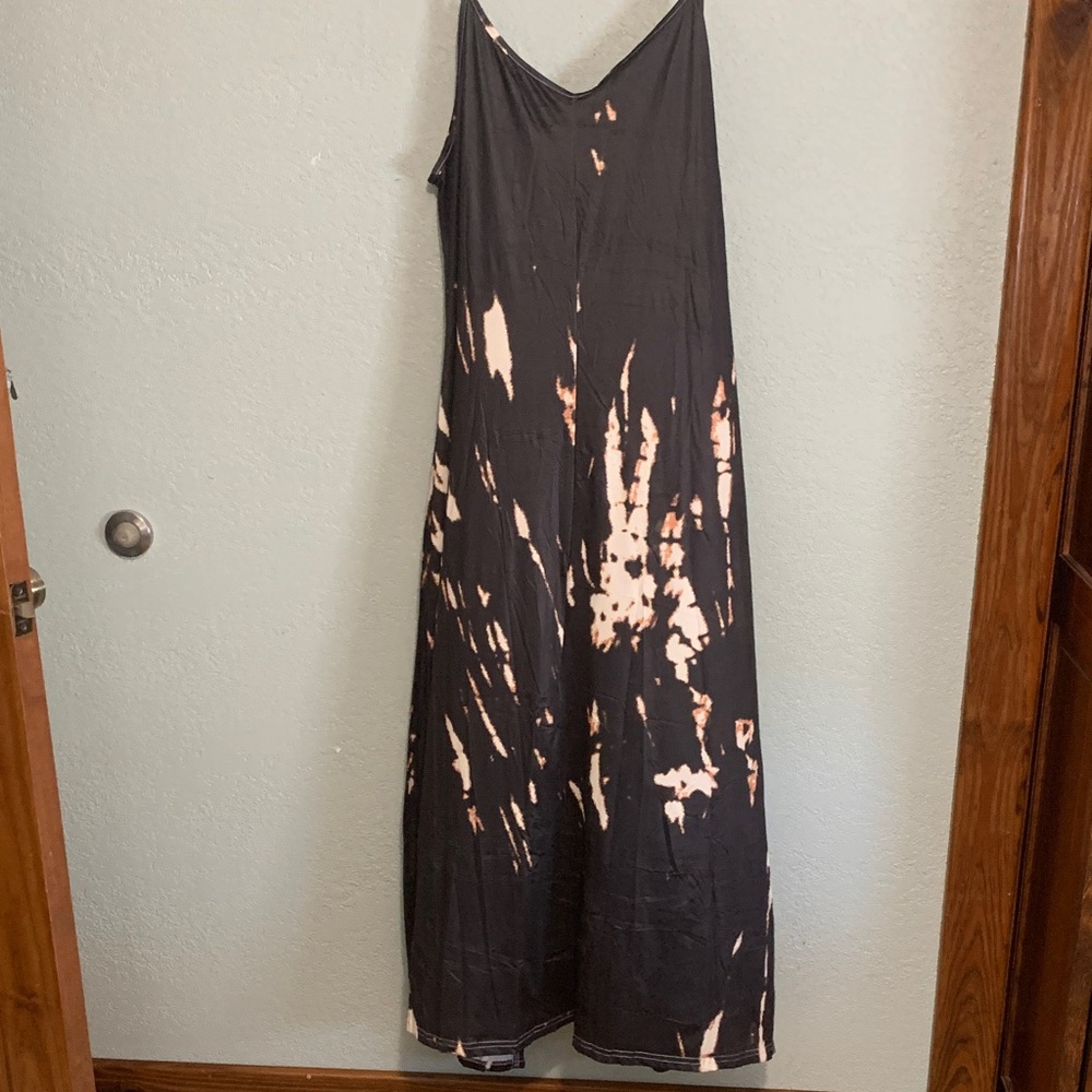 Black and White Tie-Dye Maxi Dress